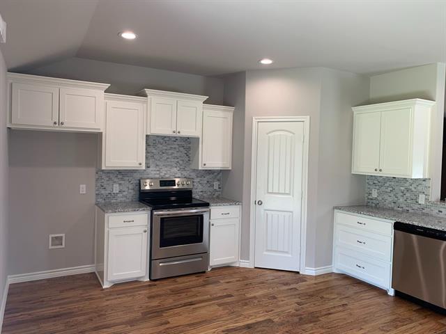 Foto del edificio - 3503 Brookstone Dr