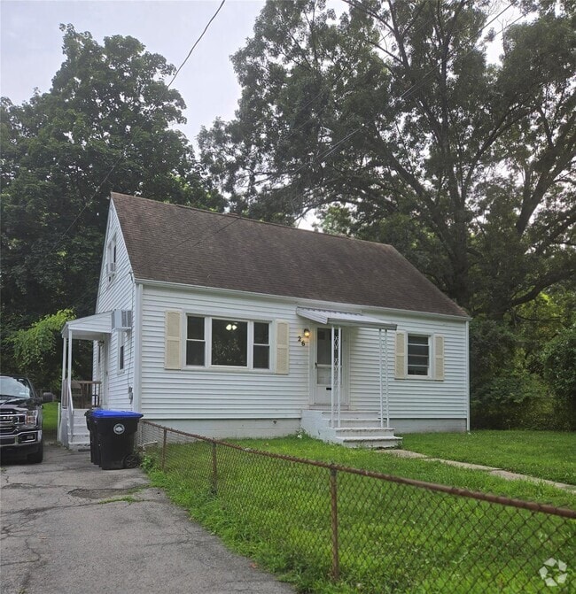 Building Photo - 26 Glenwood Ave