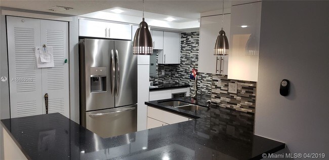 Foto del edificio - 10801 SW 109th Ct
