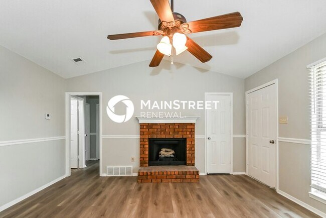 Foto del edificio - 3 Bedroom Pet-Friendly Home in Olive Branch, MS with Main Street Renewal