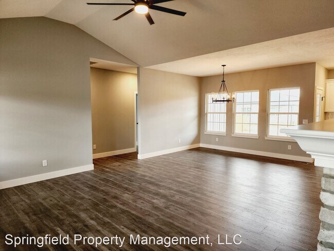 Building Photo - 4 br, 3 bath House - 553 Delaware Ct