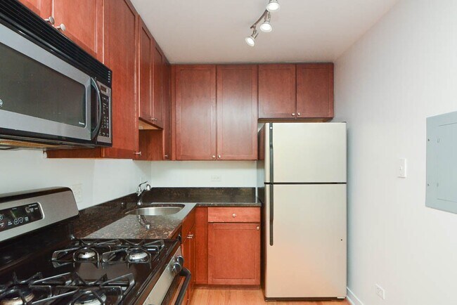 Foto del edificio - 628 W Wrightwood Ave