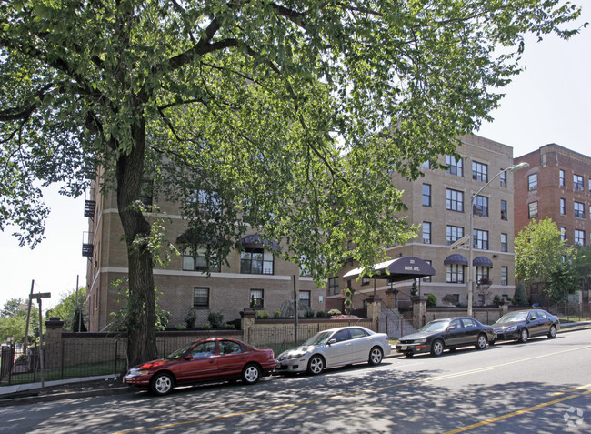 Building Photo - Park Terrace Apartments