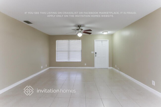 Building Photo - 112 La Mancha Ave