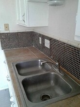 Building Photo - 9610 Wellsworth Dr