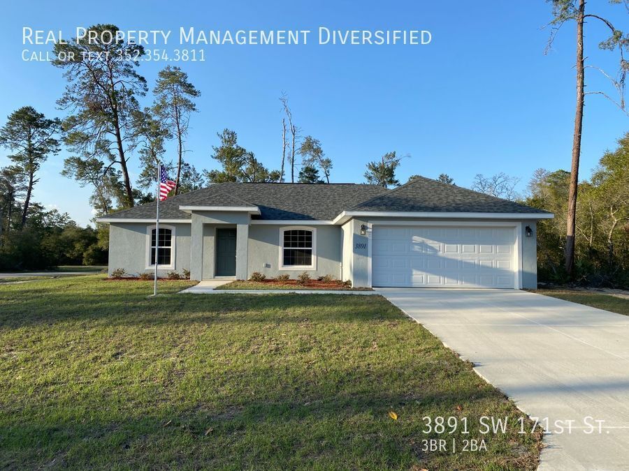 Foto principal - Beautiful Home - 3/2/2 **WON"T LAST**