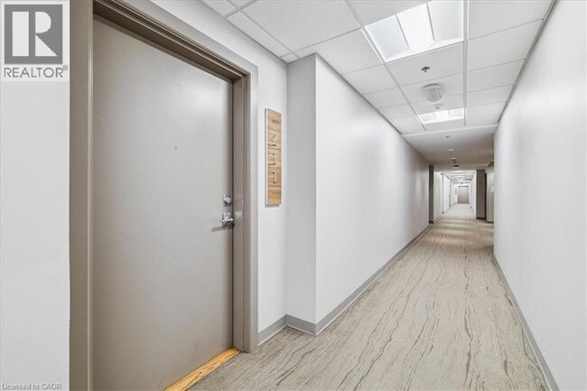 Building Photo - 40 ESPLANADE Pl