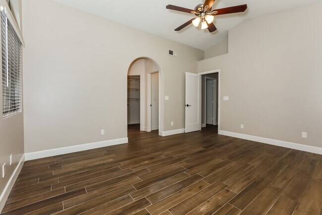 Foto del edificio - 4353 E Chuckwalla Canyon