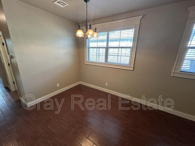 Foto del edificio - 1407 N Monte Vista St