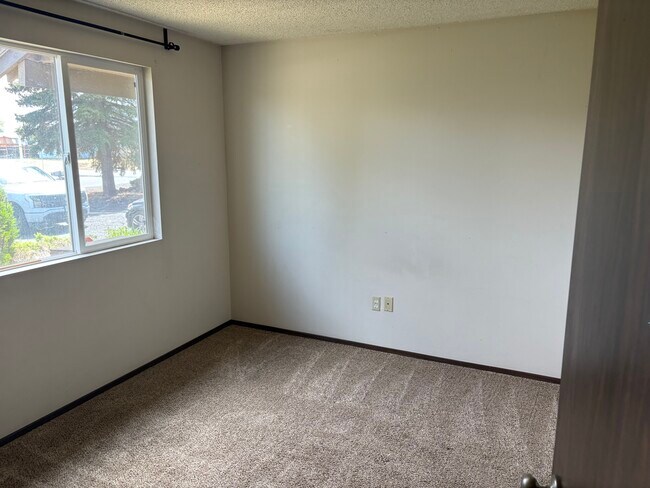 Foto del edificio - 61675 Daly Estates Dr