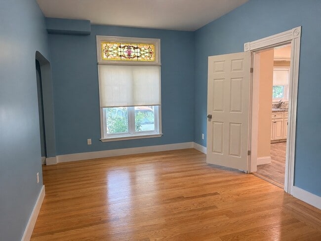 Building Photo - 69 Grove 1B Grv