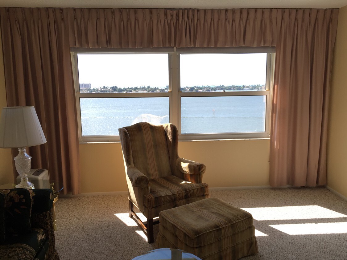 Living Room Windows - 4750 Cove Cir