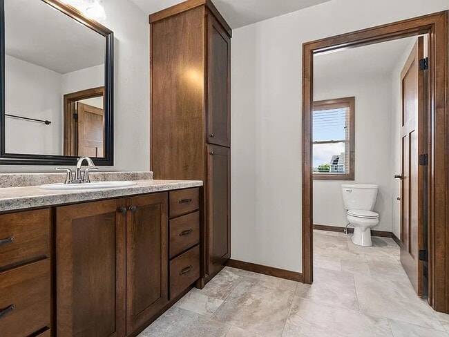 Building Photo - 1108 Craftsmen Ct