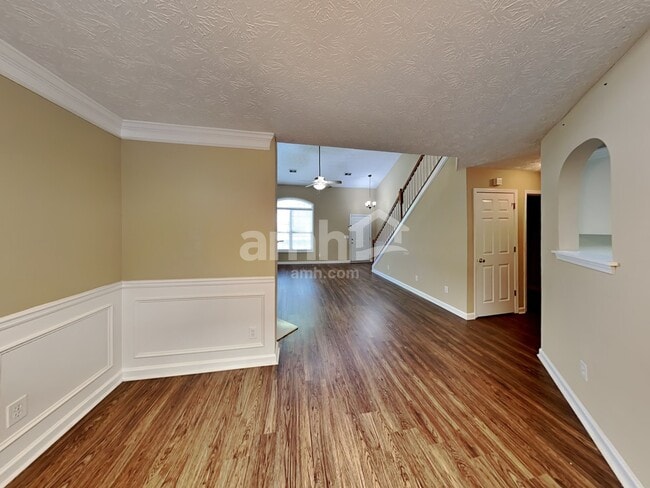 Building Photo - 133 Weatherstone Dr