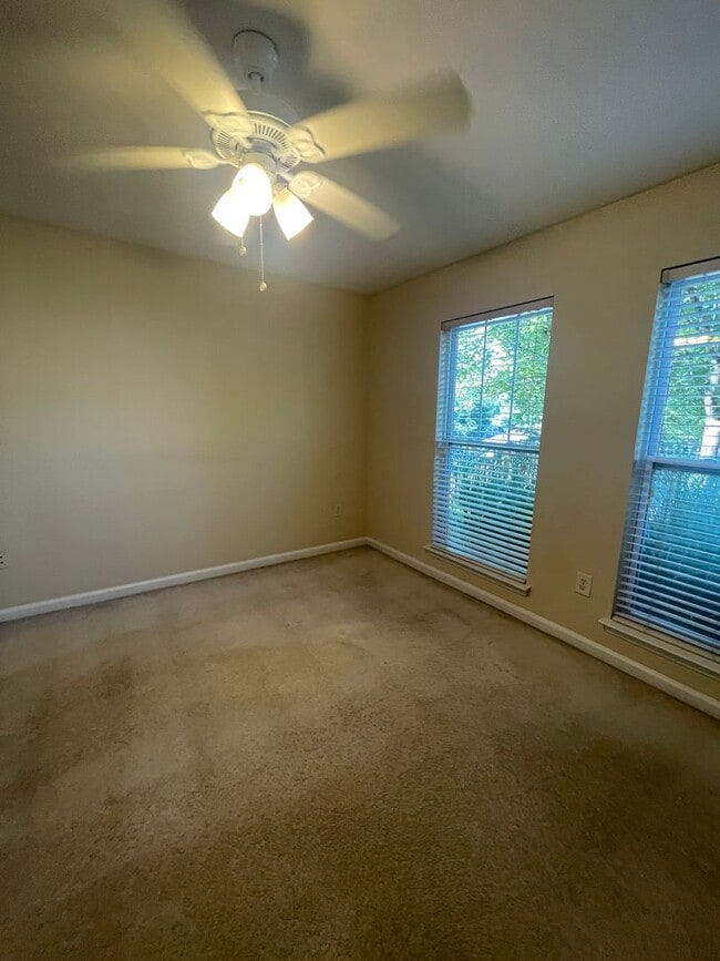 Photo - 02-101 Bosilca Apartment