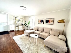 Building Photo - Room in Duplex on Charles Ave