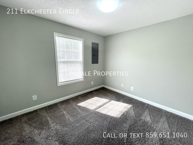 Building Photo - 211 Elkchester Cir