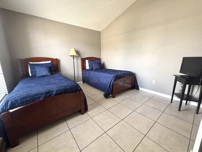 Foto del edificio - 1646 Morning Star Dr