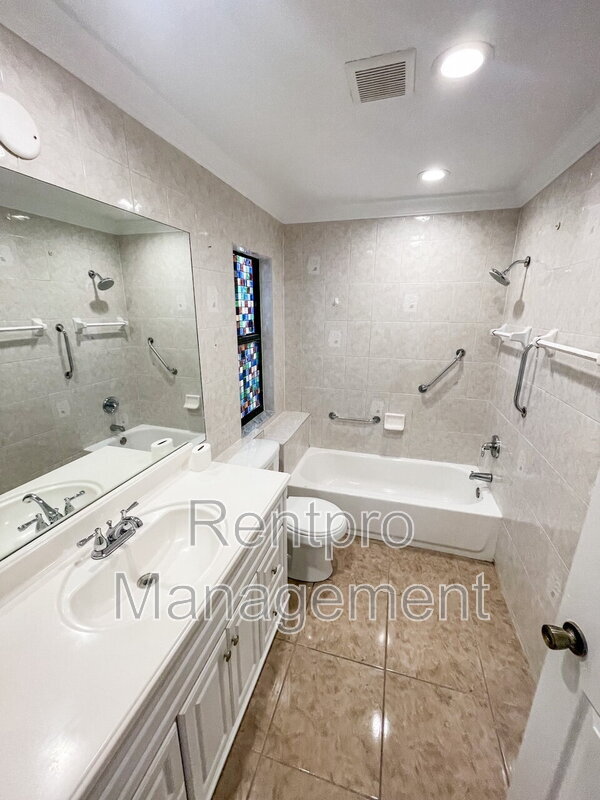 Foto del edificio - 5604 35th Ct E