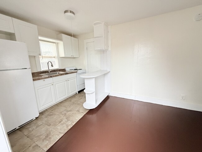 Photo - 4341 Pinewood Ave House