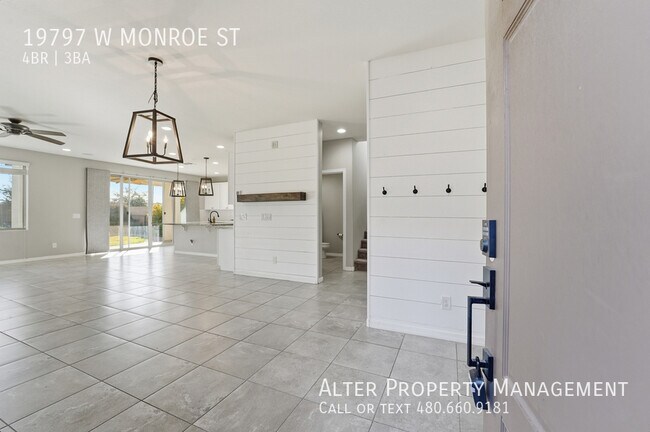 Building Photo - 19797 W Monroe St