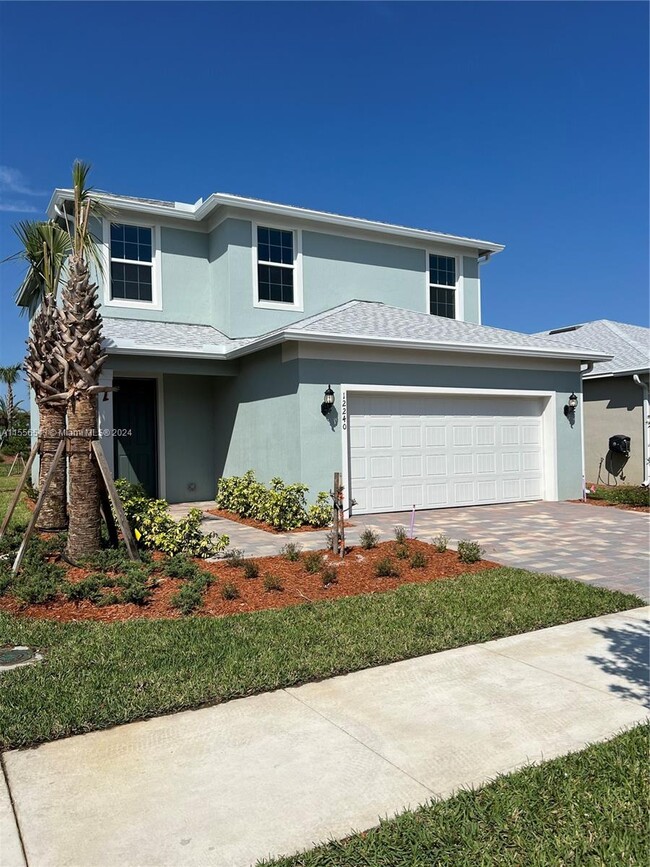 Building Photo - 12240 SW Myrtle Oak Dr