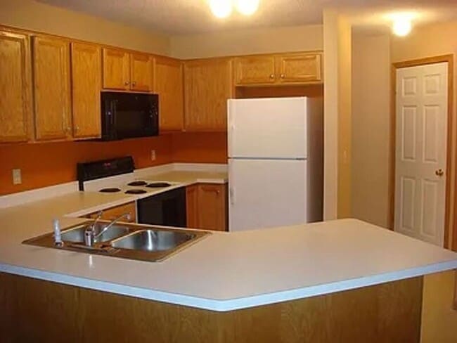 Foto del edificio - 10875 181st Ln NW