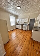 Building Photo - 1635 White St