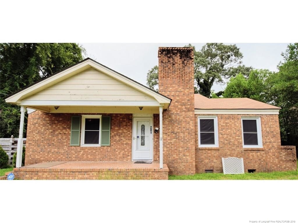 Primary Photo - 201 Kirkland Dr