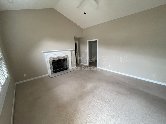 Building Photo - 133 Juniper Ct