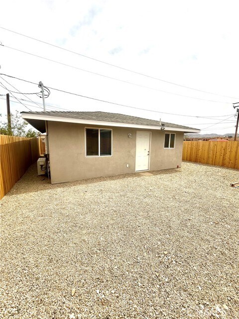 Foto principal - 6403 East Ct