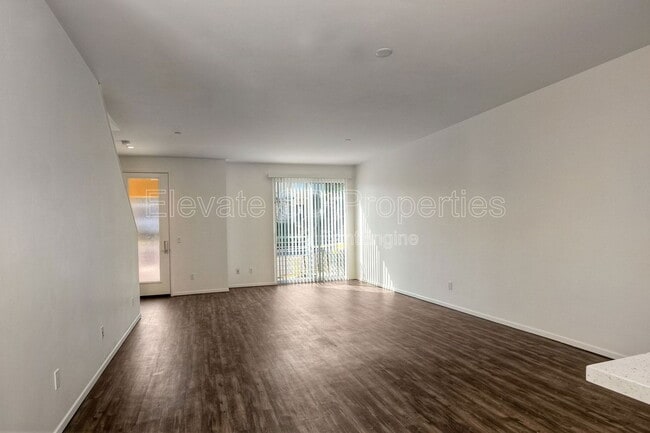 Foto del edificio - 2872 C St