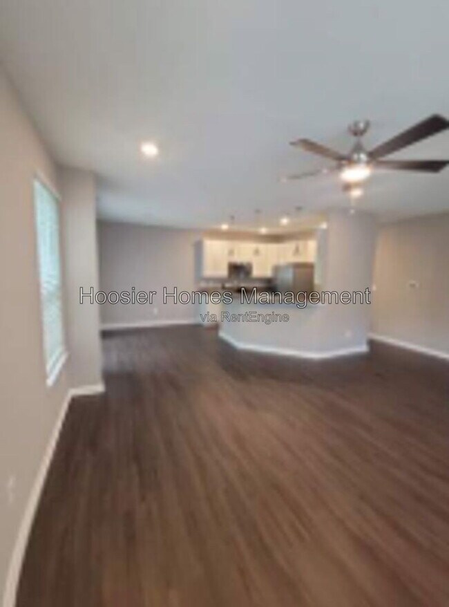 Foto del edificio - 4213 Brownstone Pl