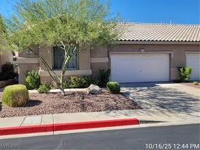 Building Photo - 201 Crown Imperial St