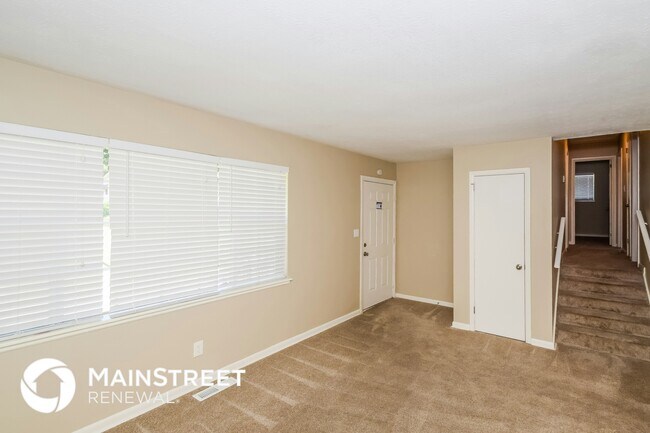 Foto del edificio - 2831 Creek Ln NE