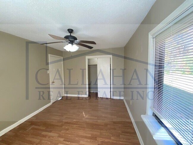 Foto del edificio - NLR Updated Home