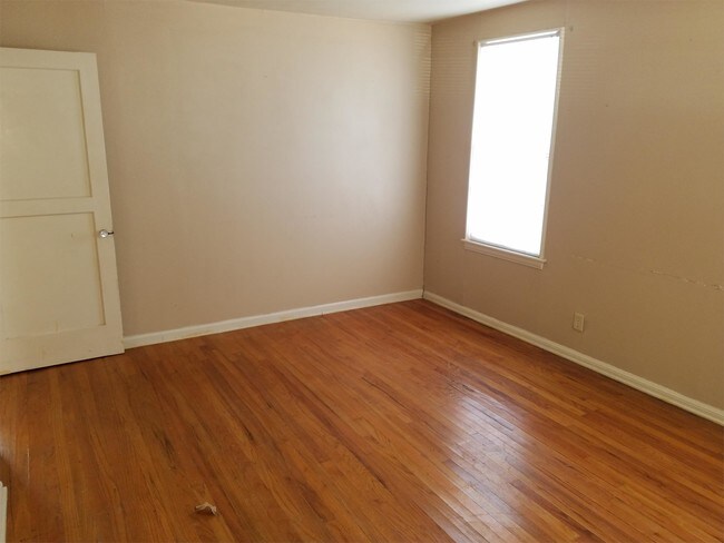 Foto del edificio - 3611 Bellaire Ave