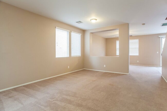 Building Photo - 11592 Renzo St