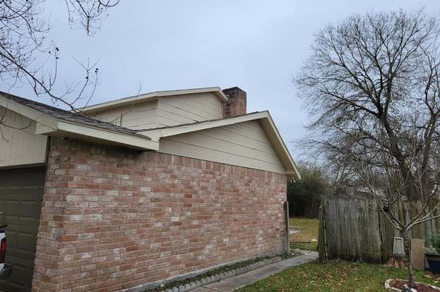 Building Photo - 8011 Bova Rd