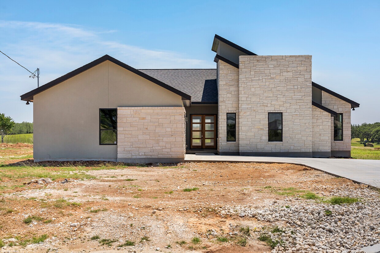 106 Roy Nichols, Blanco, TX 78606 House Rental in Blanco, TX