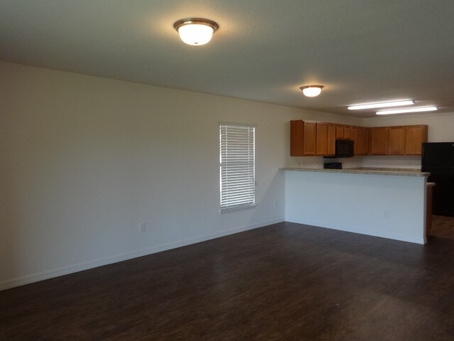 Building Photo - 627 Chatham Walk Drive