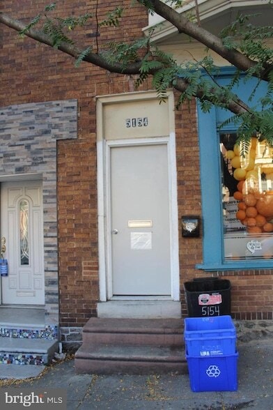 Building Photo - 5154-56 Ridge Ave