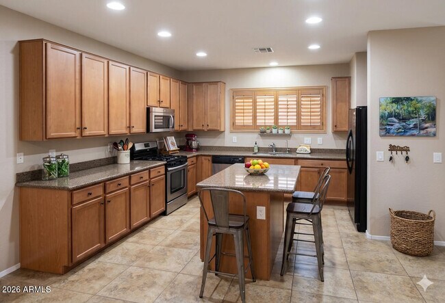 Foto del edificio - 3853 E Branham Ln