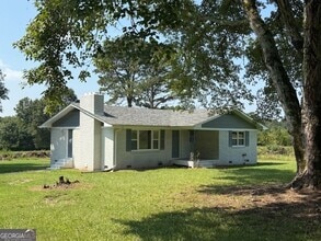 Building Photo - 1101 Walters Rd