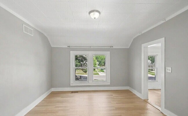 Foto del edificio - 1216 N Capitol Ave
