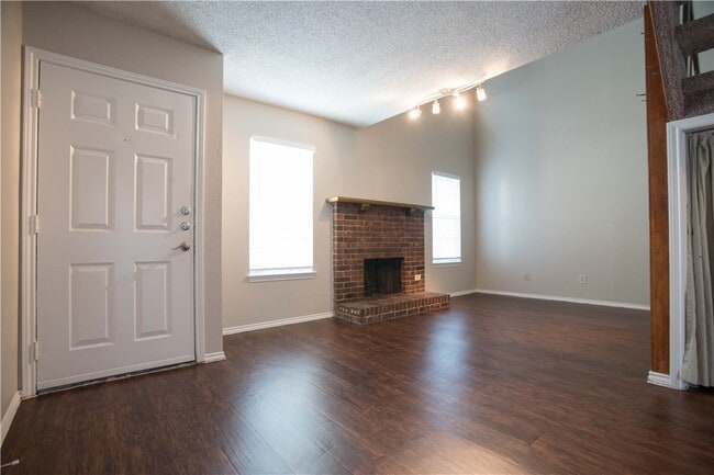 Building Photo - 2810 Nueces St