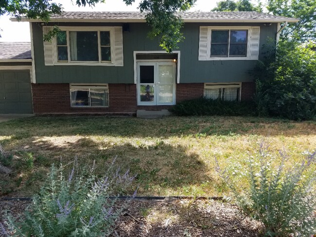 Foto del edificio - 1030 Timber Ln