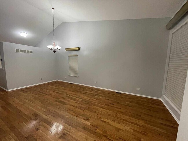 Foto del edificio - 76 Canterbury Trail