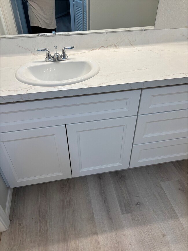 Foto del edificio - 2626 Holly Hall St