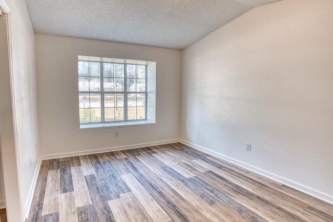 Foto del edificio - 2600 7th St SE